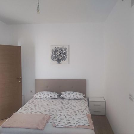Tahiri Bellevue Apartments Улцинь Экстерьер фото