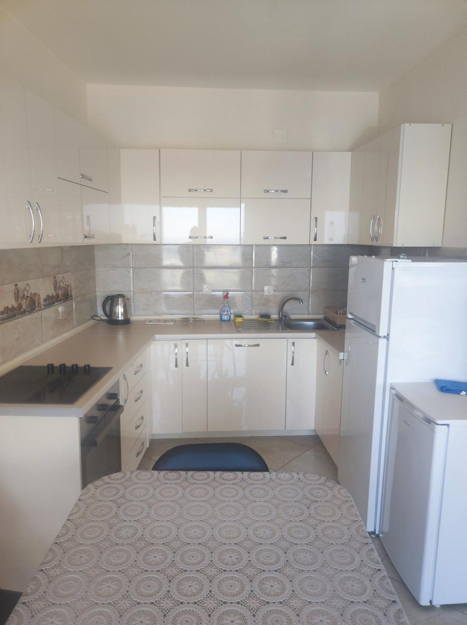 Tahiri Bellevue Apartments Улцинь Экстерьер фото